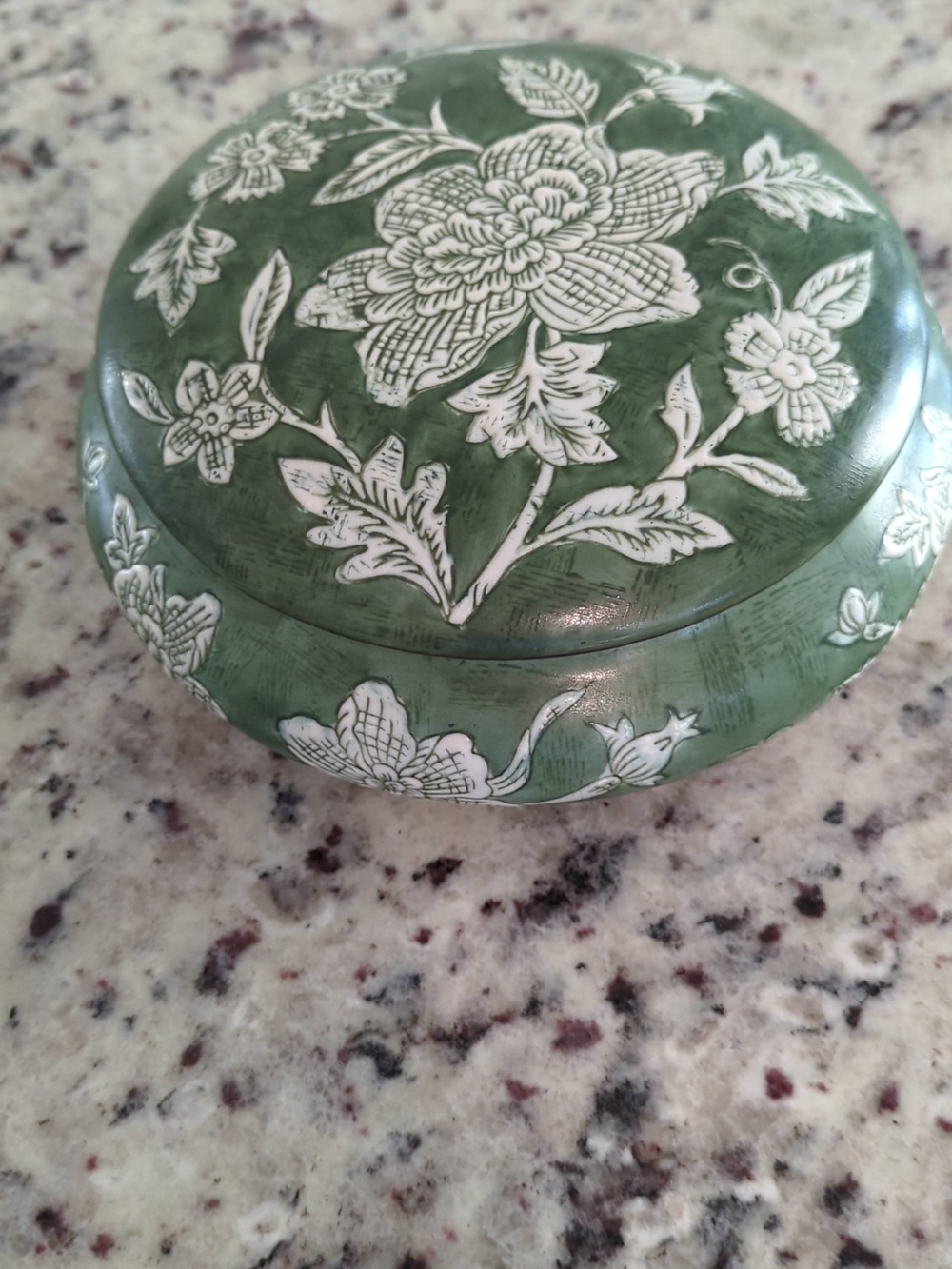 Andrea By Sedak Dish With Lid